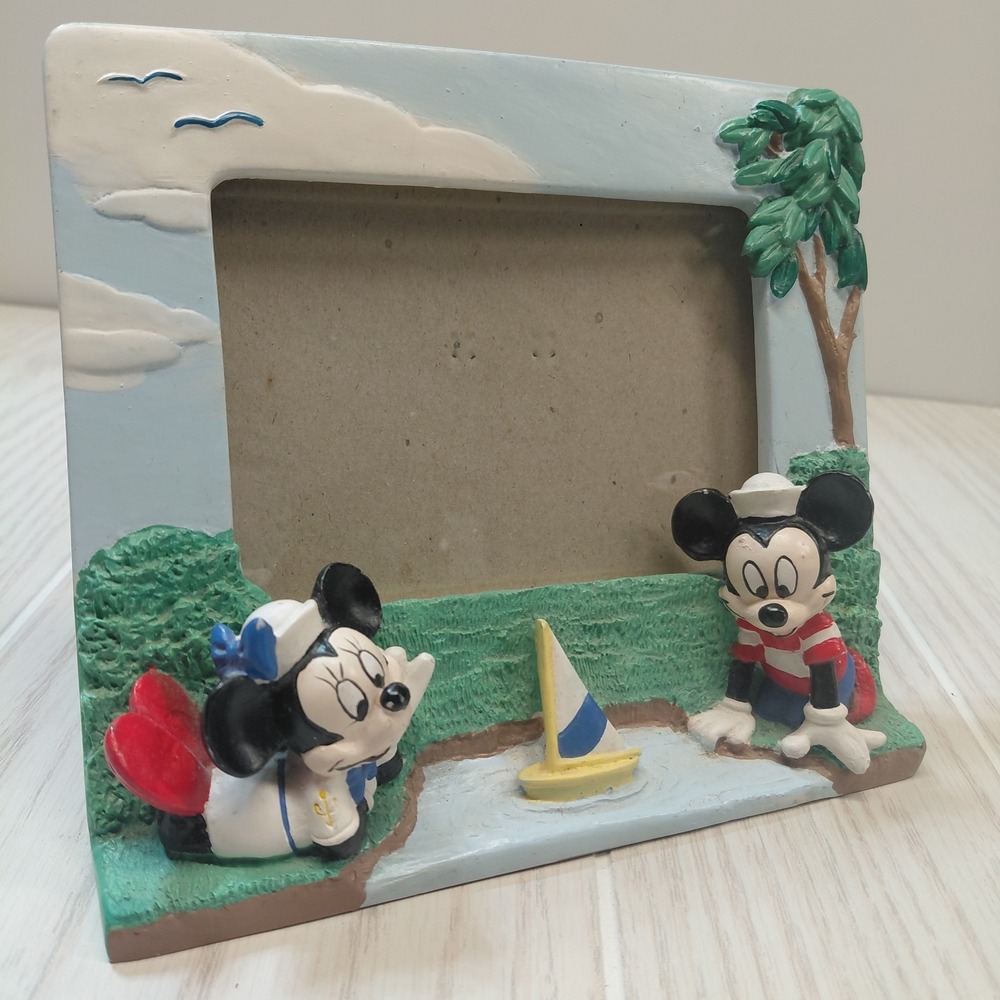 Vintage Walt Disney Mickey Minnie Mouse Ceramic Picture Frame Beach Nautical